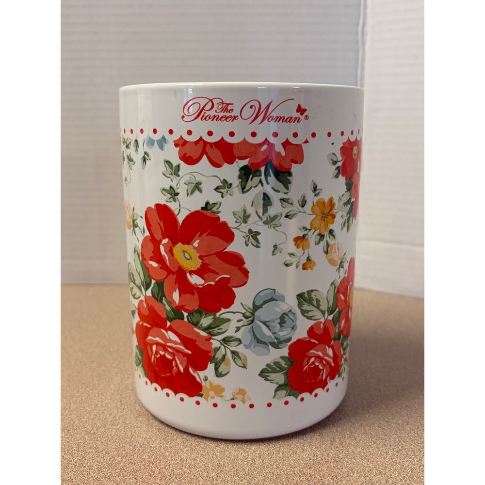 The Pioneer Woman stoneware utensil crock in the Vintage Floral pattern